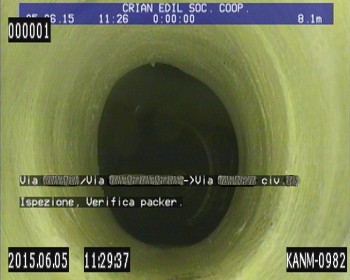 Video-inspection of a pipe, repaired with packer (no-dig) system (2)